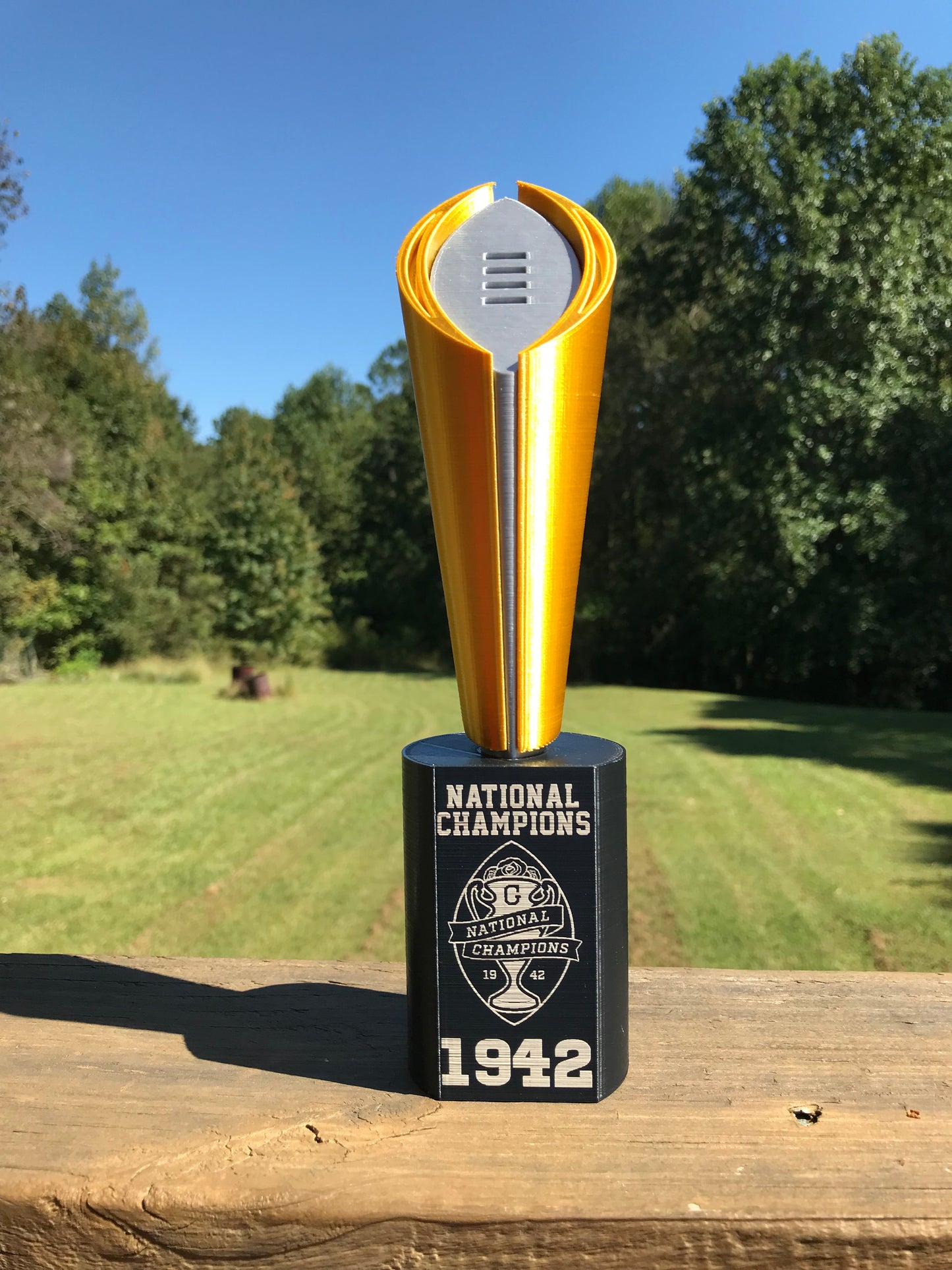 UGA 1942 10" National Championship Trophy laser engraved - logo