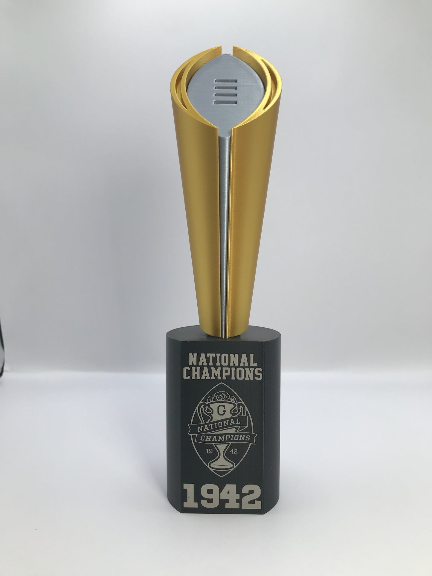 UGA 1942 10" National Championship Trophy laser engraved - logo