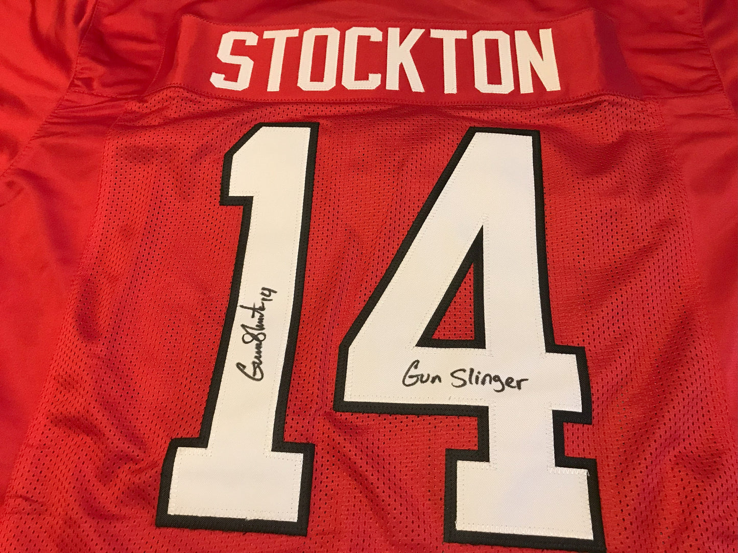 Jersey - Gunner Stockton Signed UGA Jersey White w/ inscriptions