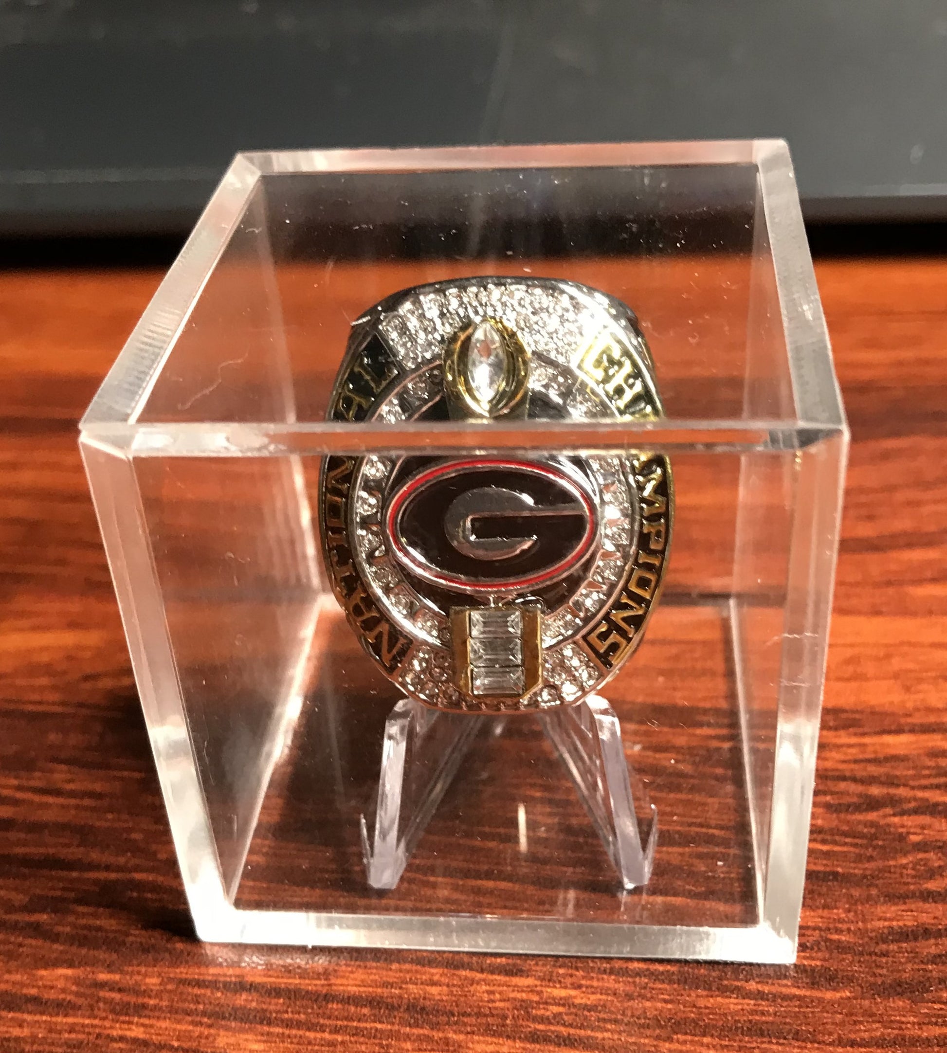 UGA 2021 Kirby Smart Replica National Championship Ring w/display box –  Sports Collectibles Plus